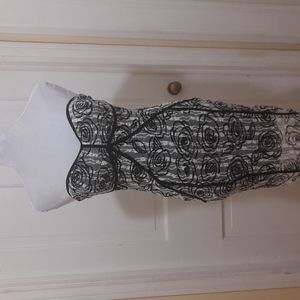 Black and White Roses Strapless Dress Custom Made Size XS/S NWOT, Never Worn